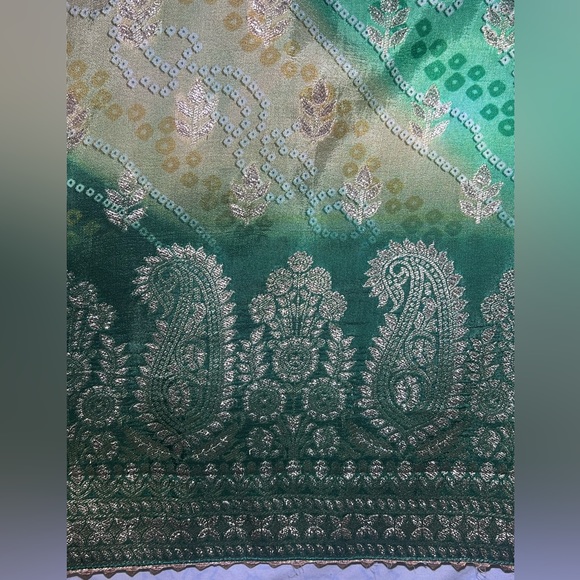 Indian wear (salwaar kammej) - Picture 5 of 6